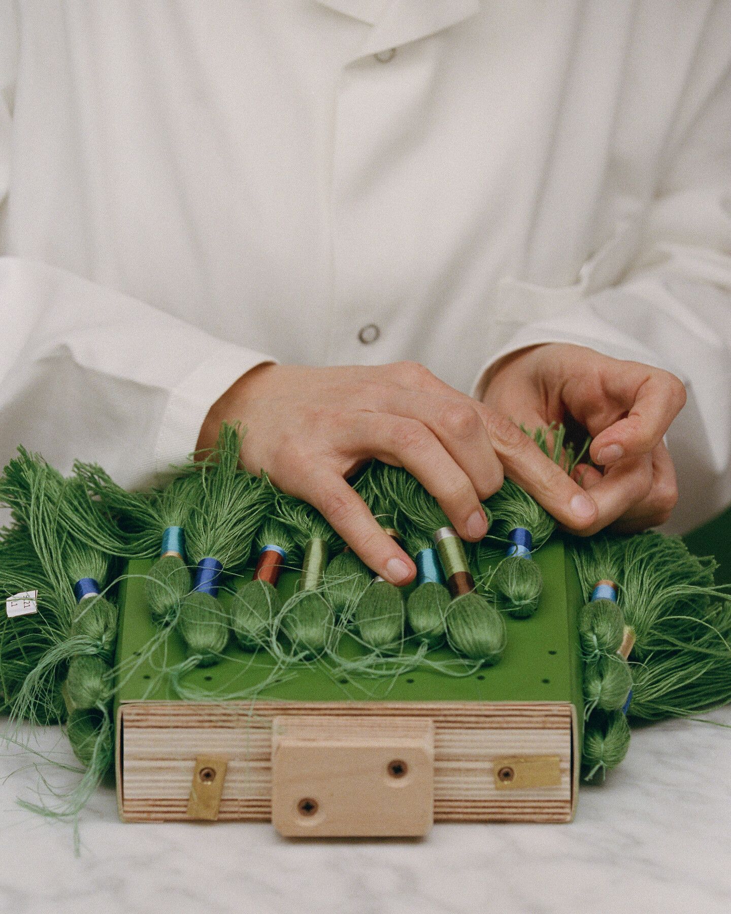 The Lady Dior by Sheila Hicks - news-savoir-faire - Fashion
