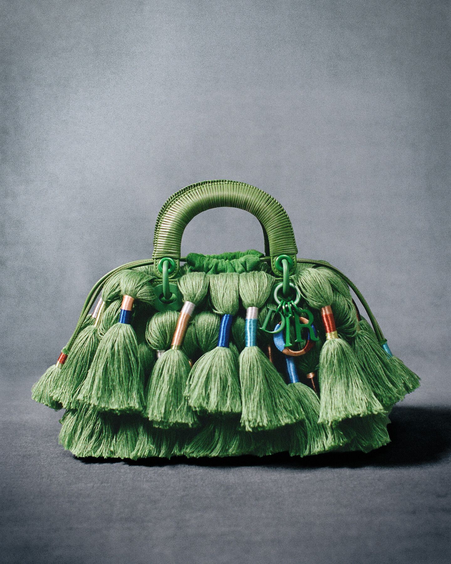 The Lady Dior by Sheila Hicks - news-savoir-faire - Fashion