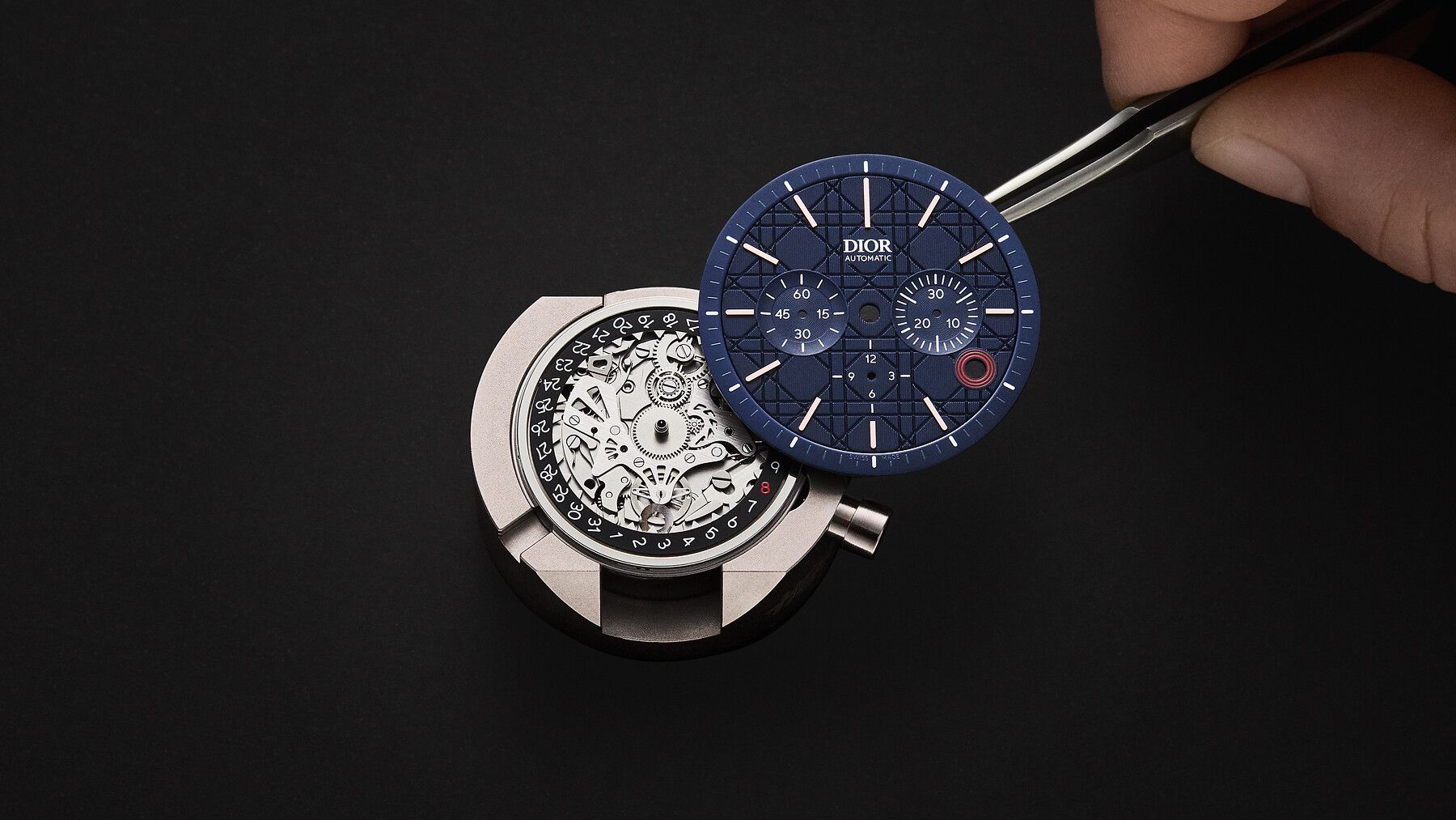 The Chiffre Rouge watch - News & Défilés | DIOR JP