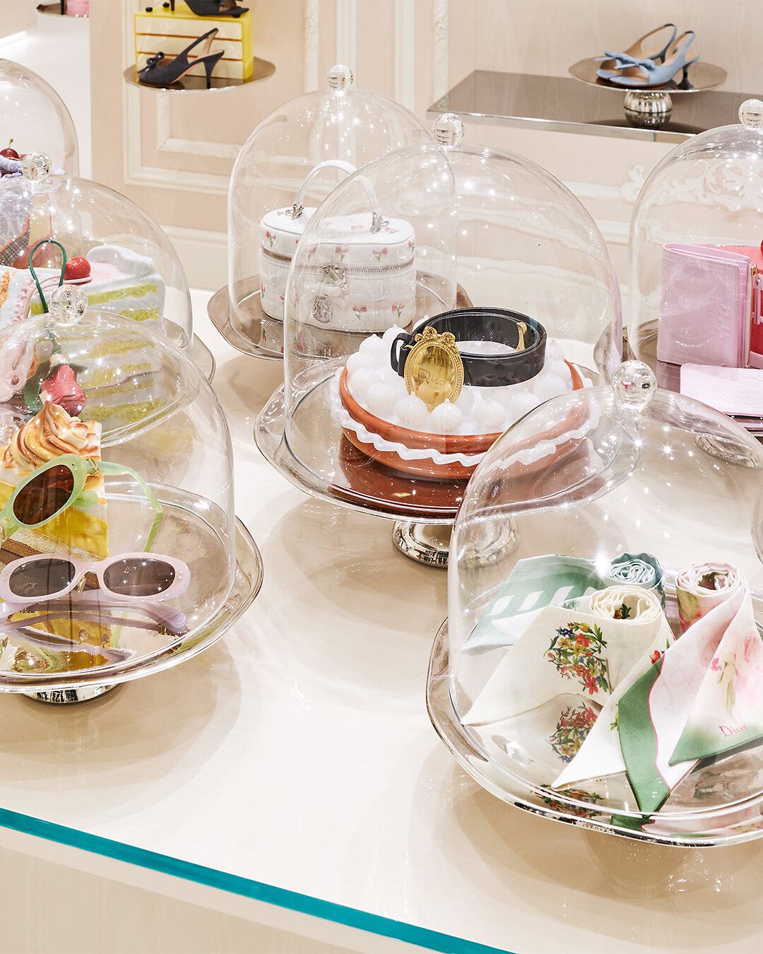 Bamboo Pavilion - Boutique - Fashion & Accessories | DIOR JP