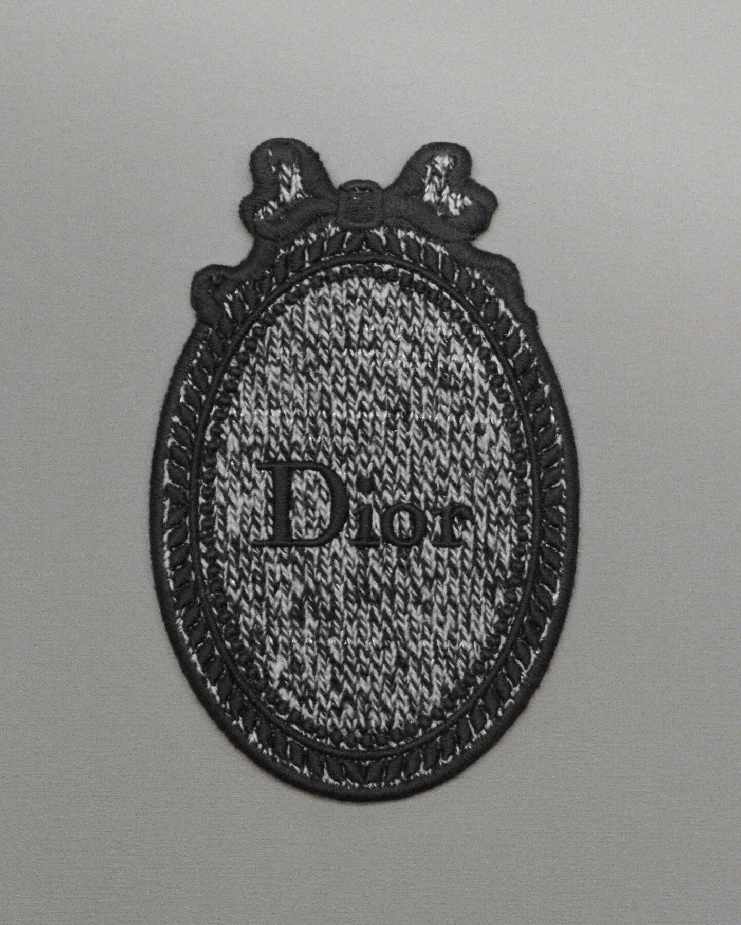 The Dior Médaillon Messenger bag - news-savoir-faire - Fashion ...