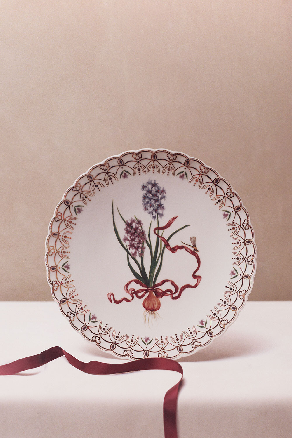 Luxury Dishes, Plates, Glasses - Designer Tablewear | DIOR US