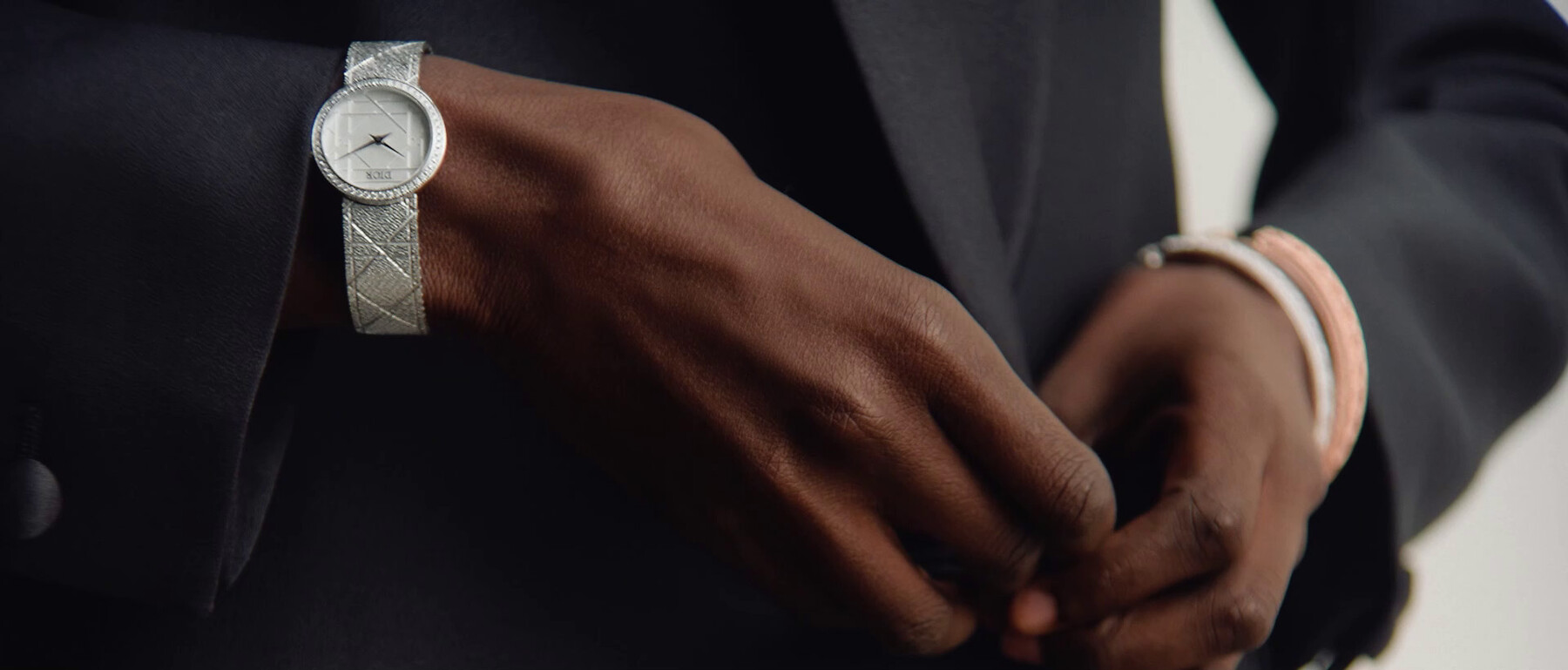 DIOR | ウォッチ（腕時計）|ファインウォッチ｜ディオール公式